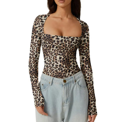 SQUARE NECK FITTED TOP